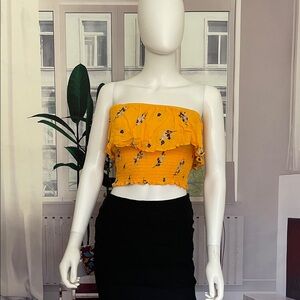 Timing Yellow Floral Strapless Crop Top. Sz S